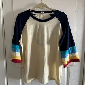 Camp Collection Vintage Style Peace Sign-Colorful Sleeves Size 2XL